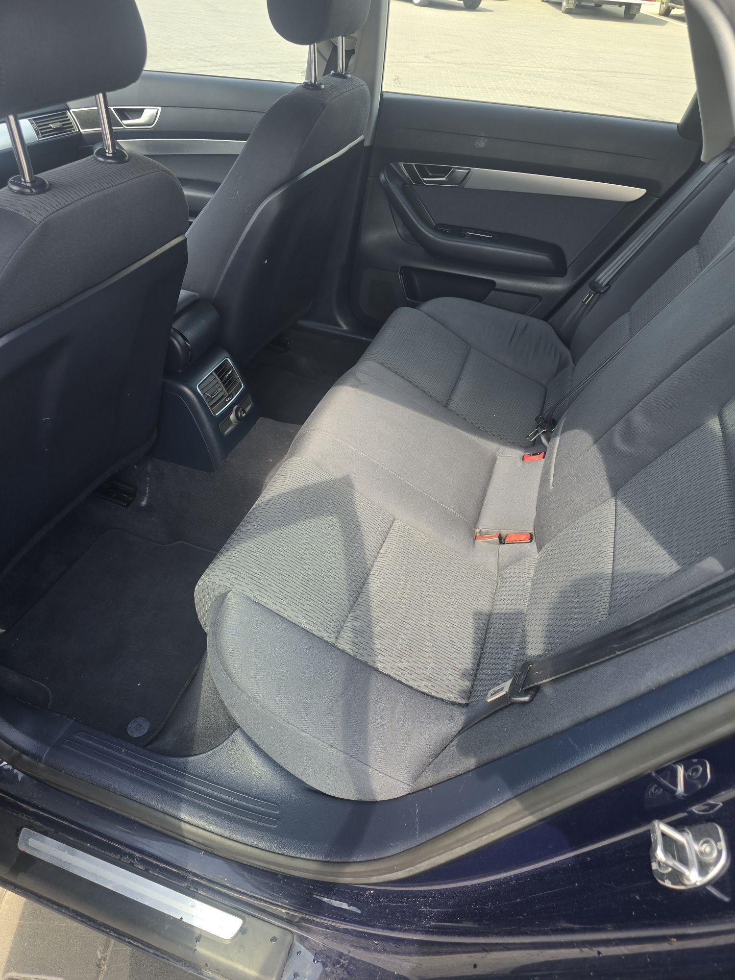 Audi А6 С6
2006.року
2.0 бензин 125кВт-170к.с.
GPS навігація, датчики