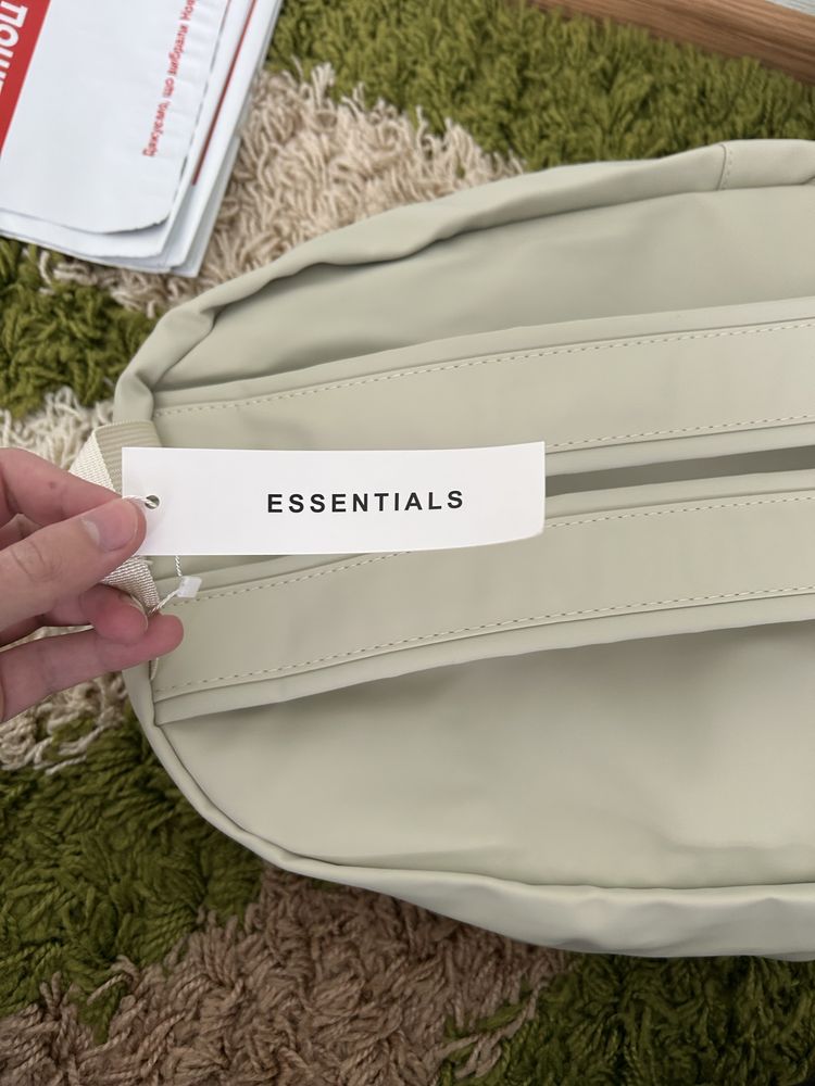 Essentials fear of god рюкзак