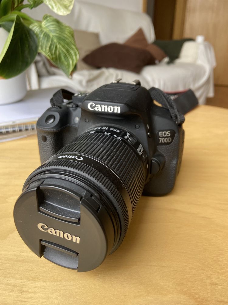 Canon 700d Corpo