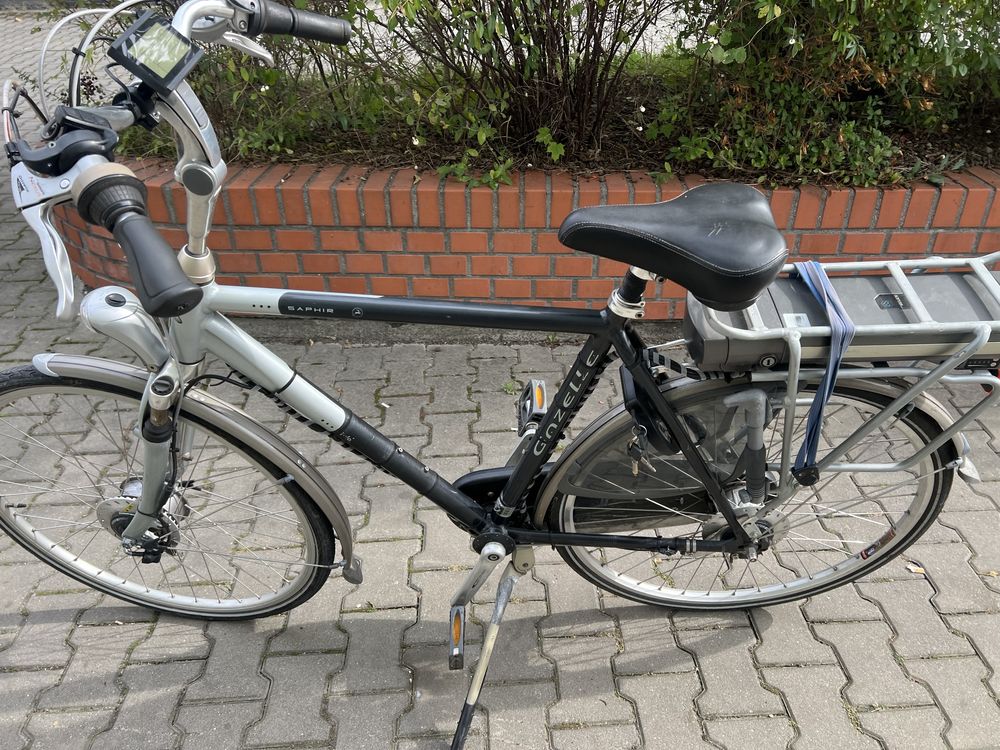 Rower elektryczny GAZELLE SAPHIR 36V z manetką, bateria do naprawy