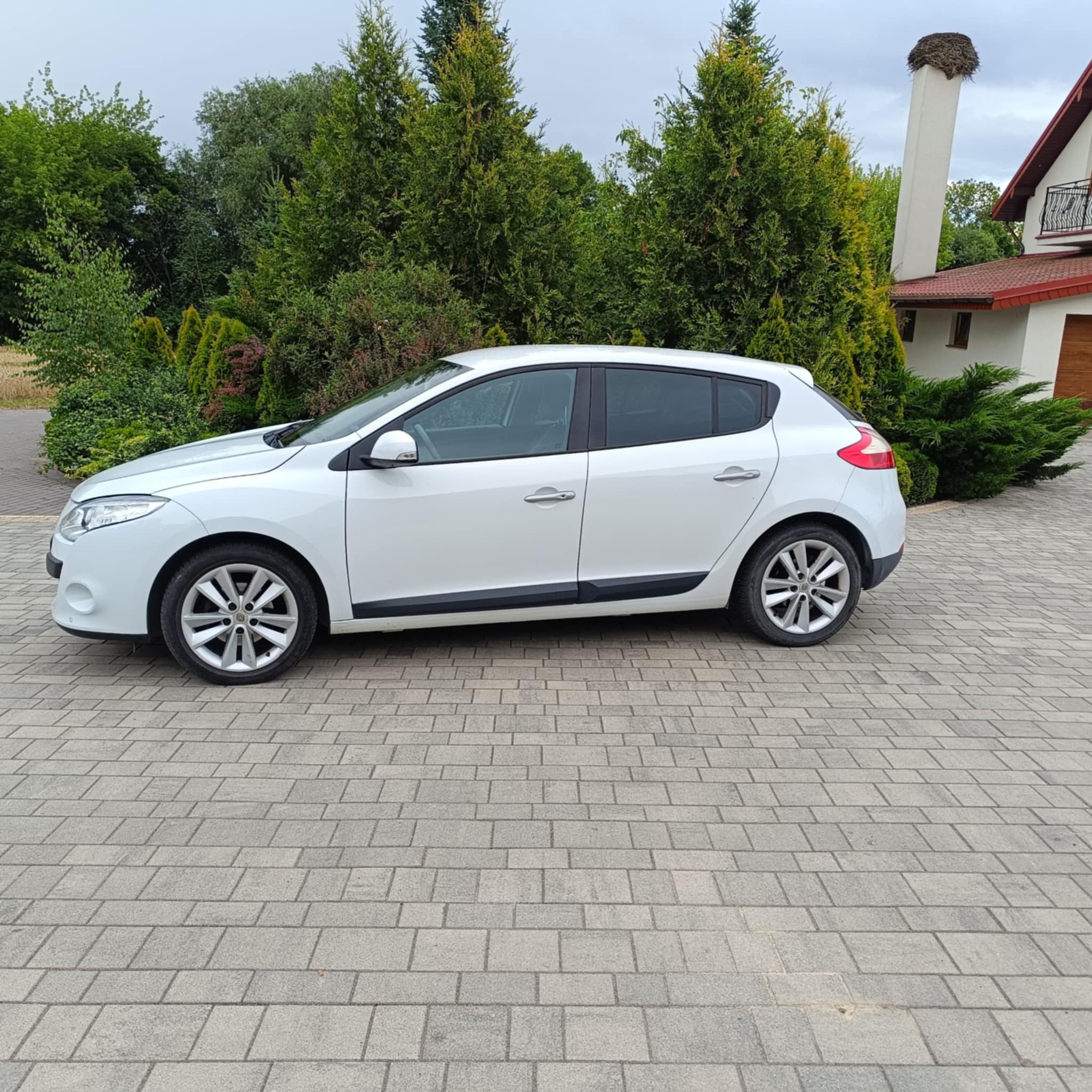 Samochód renault megane 1.4 2009