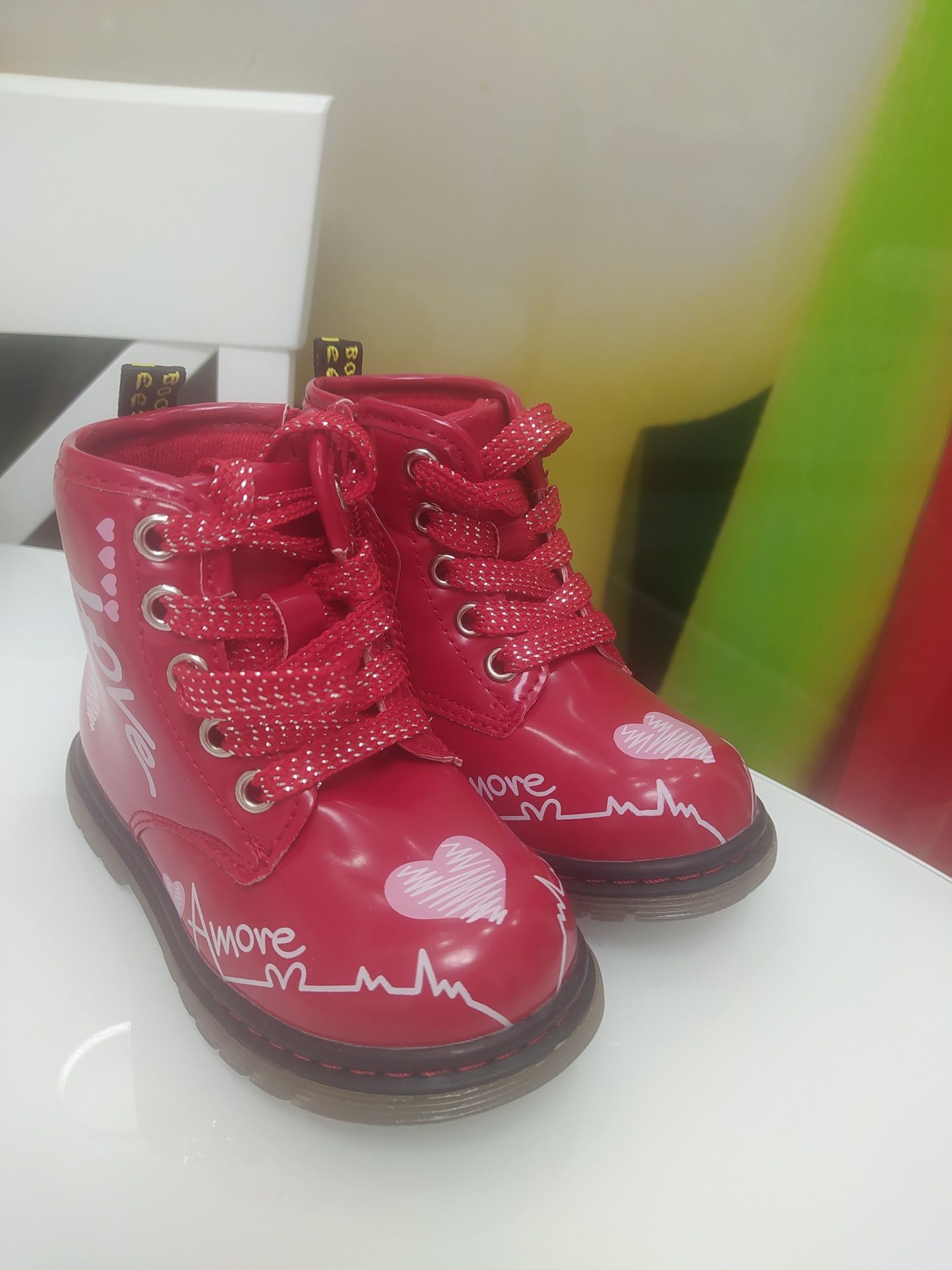 Демісезонні червоні ботиночки