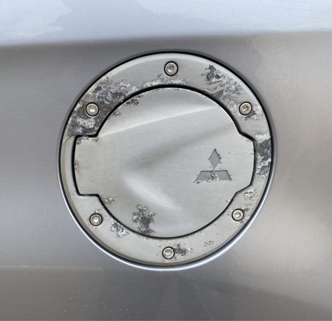 Алюминиевый лючок бензобака Mitsubishi ASX/Outlander sport/RVR