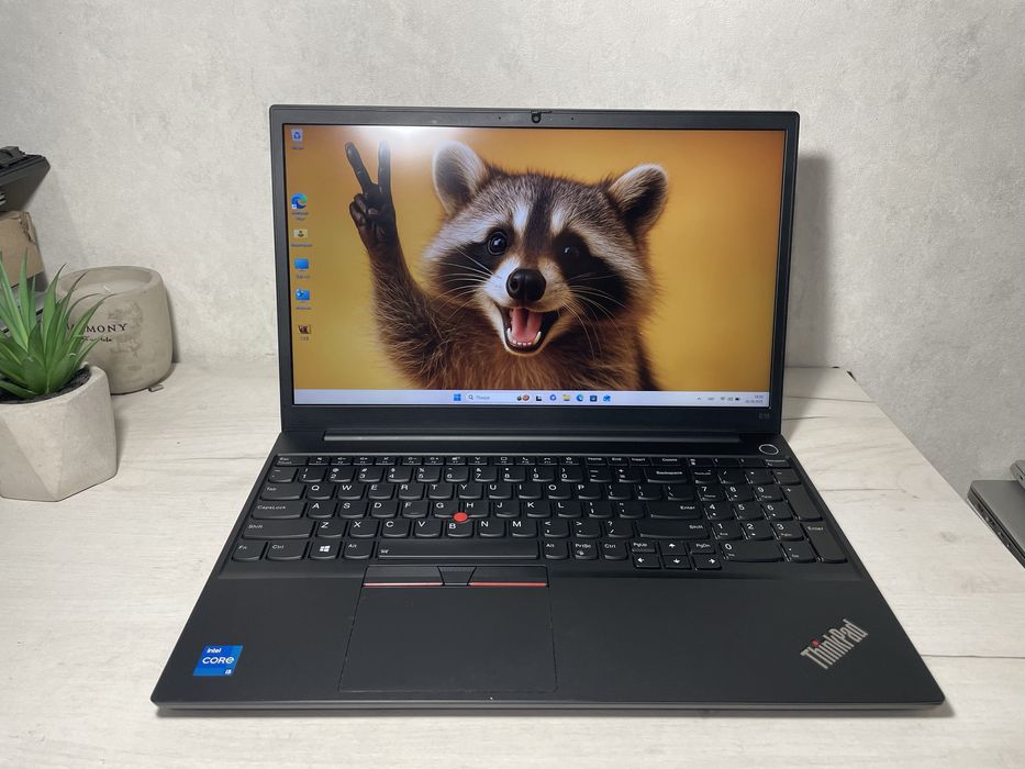 Потужний Lenovo ThinkPad e15 Gen2 15.6 i5-1135G7 16GB/256GB FullHD IPS