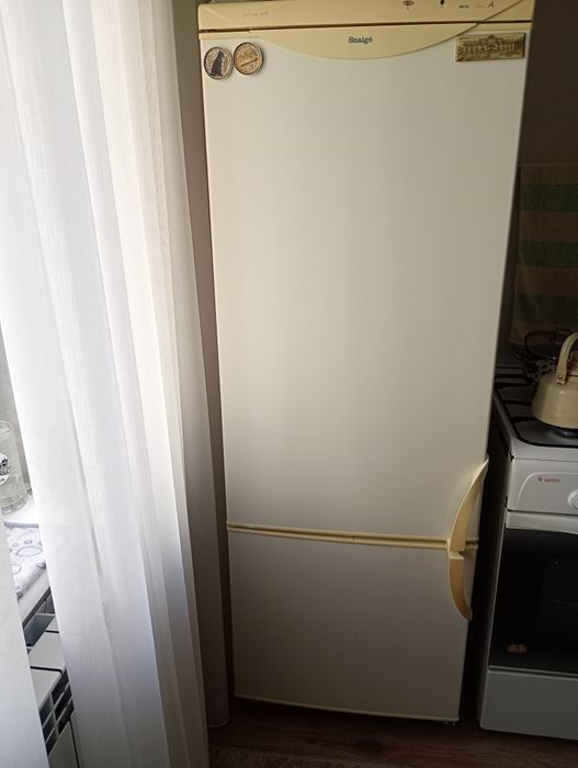 Холодильник Snaige