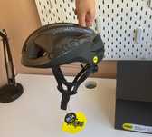 Велошолом Oakley Aro3 MIPS Galaxy Black/Black Розмір: L