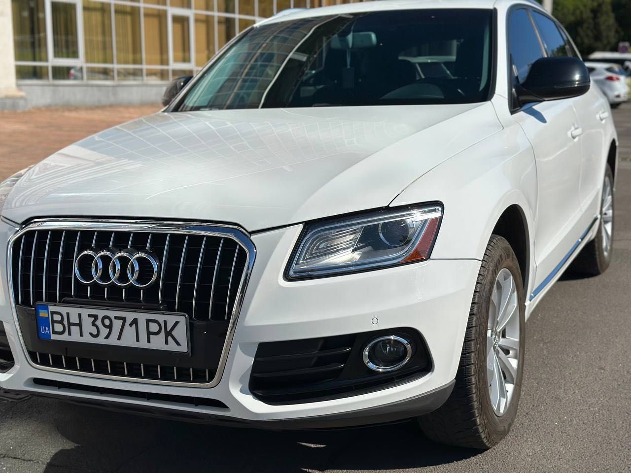 Продам Audi Q5 2012 Комплектація Premium