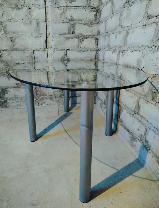 Stół szklany owalny