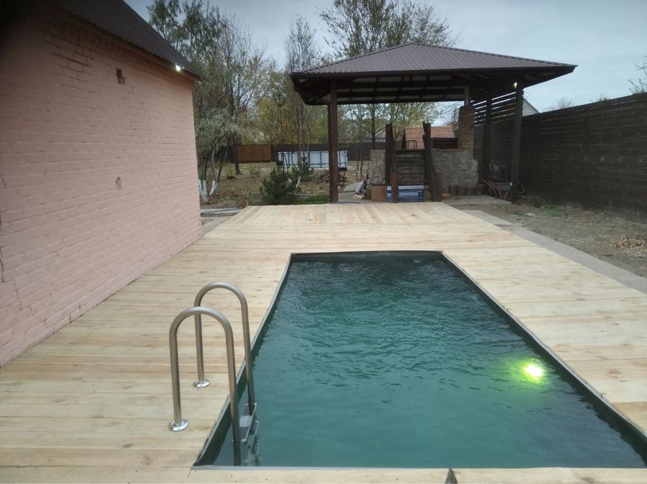 Здается чан в комплексе с сауной..