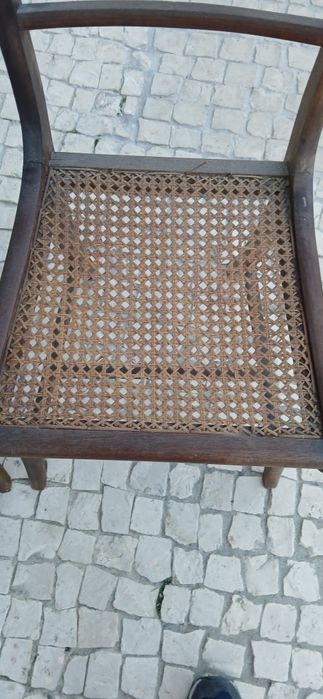 Cadeiras  maciças para restauro