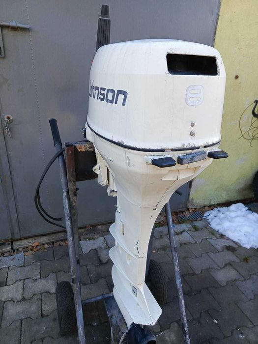silnik zaburtowy Johnson 8 KM stopa L