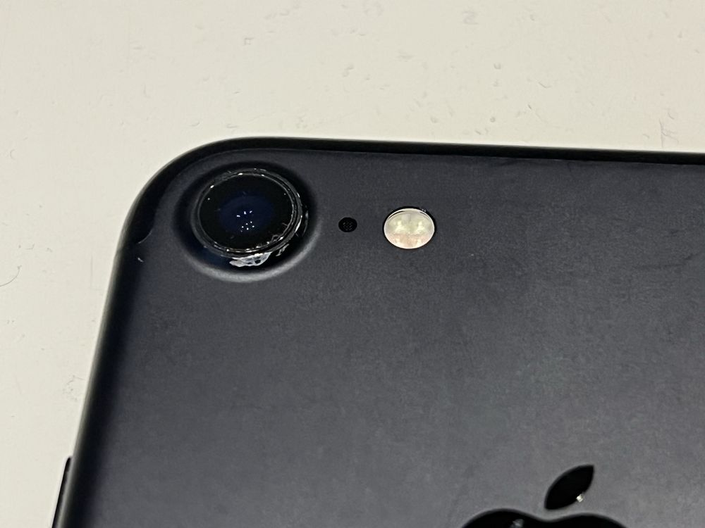 Apple Iphone 7 запчасти или под перепрошивку