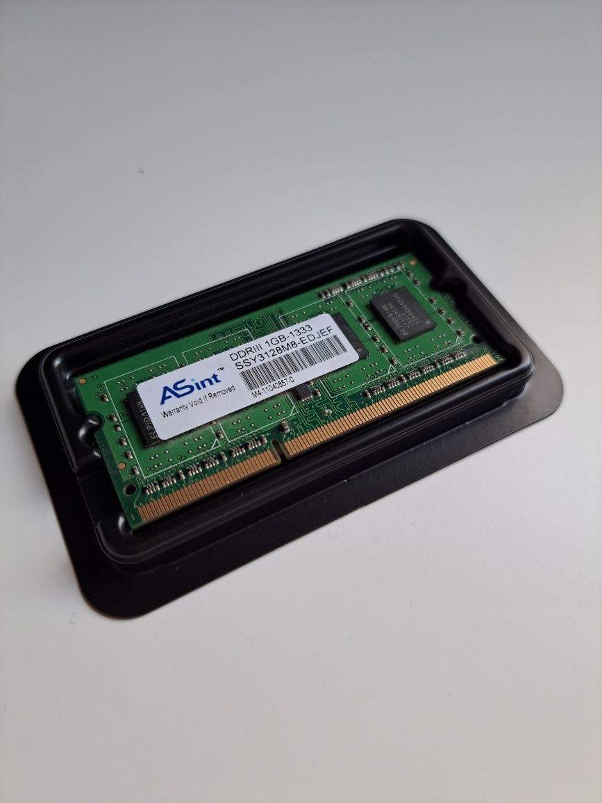 Оперативна пам'ять DDR3 1GB ASint