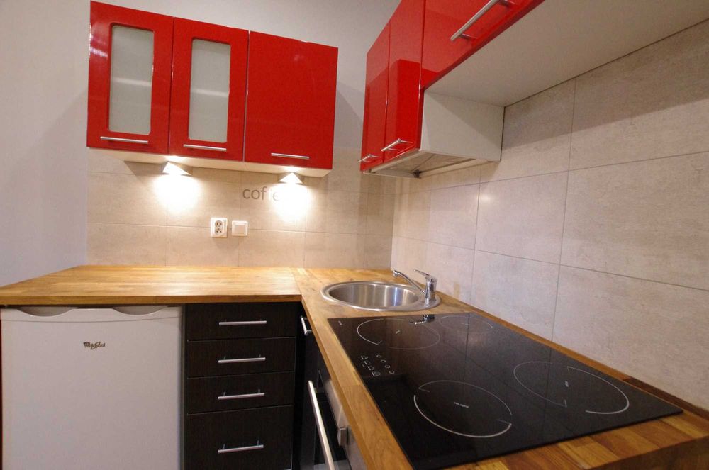 BEZCZYNSZOWE, Parking, Centralne Ogrzewanie, Centrum Ścisłe