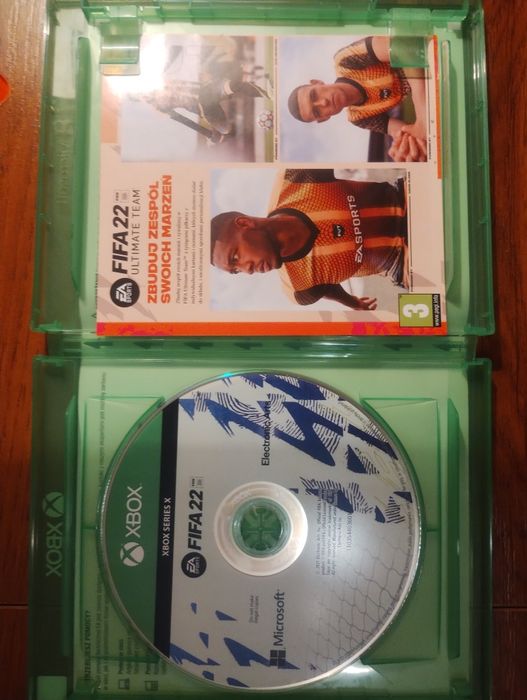 Gra FIFA 22 na Xbox series x