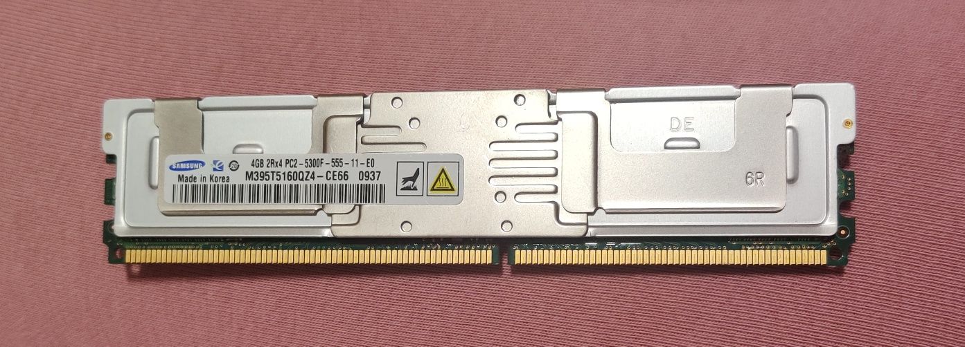 Pamięci RAM 4GB 2Rx4 M395T5160QZ4