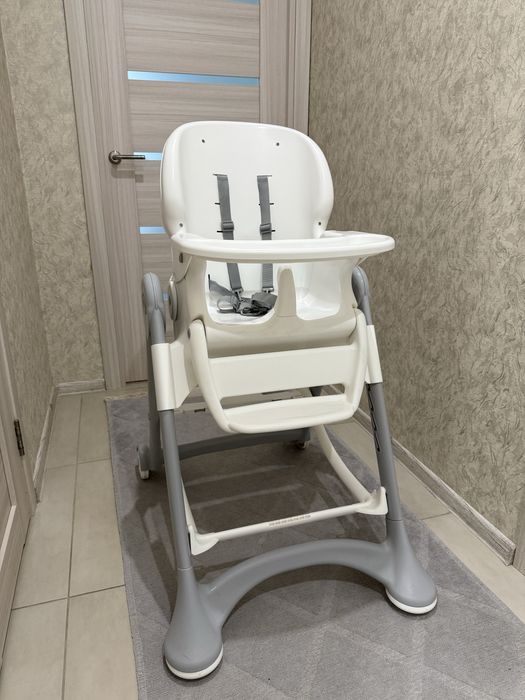 Стільчик для годування CAM