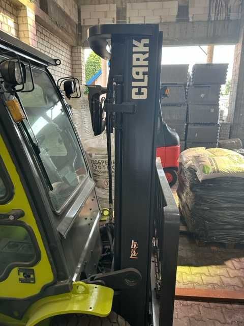 Wózek widłowy Clark C25L