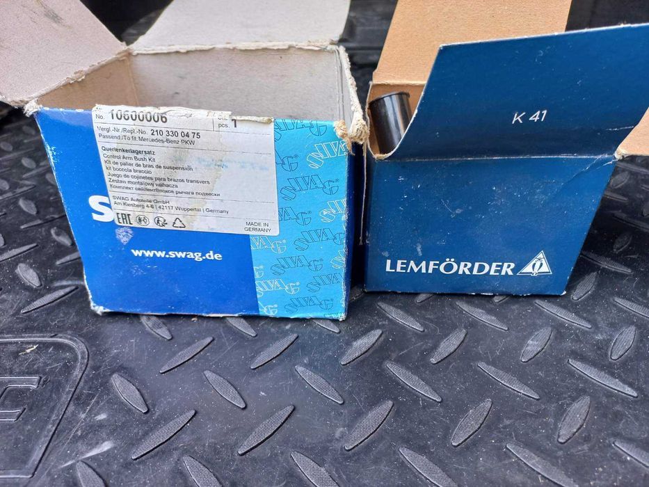 Продам комплект сайлентблоков и шаровую опору