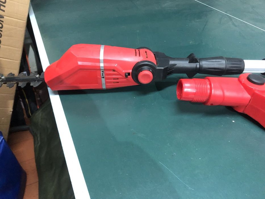 Кущоріз телескопічний Einhell GE-HH 18/45