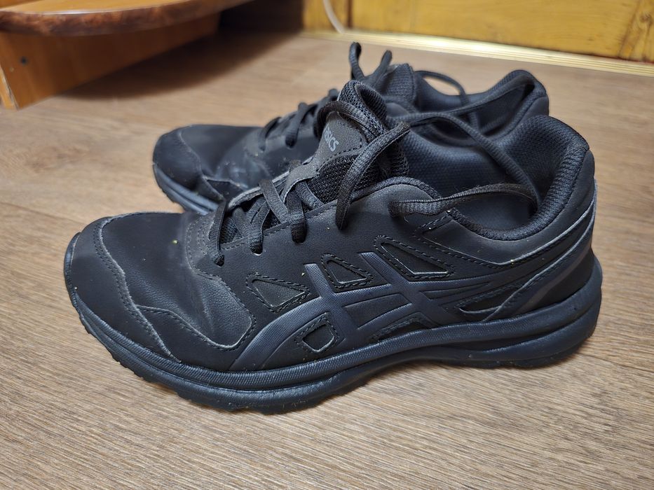 Кросівки Asics shoes