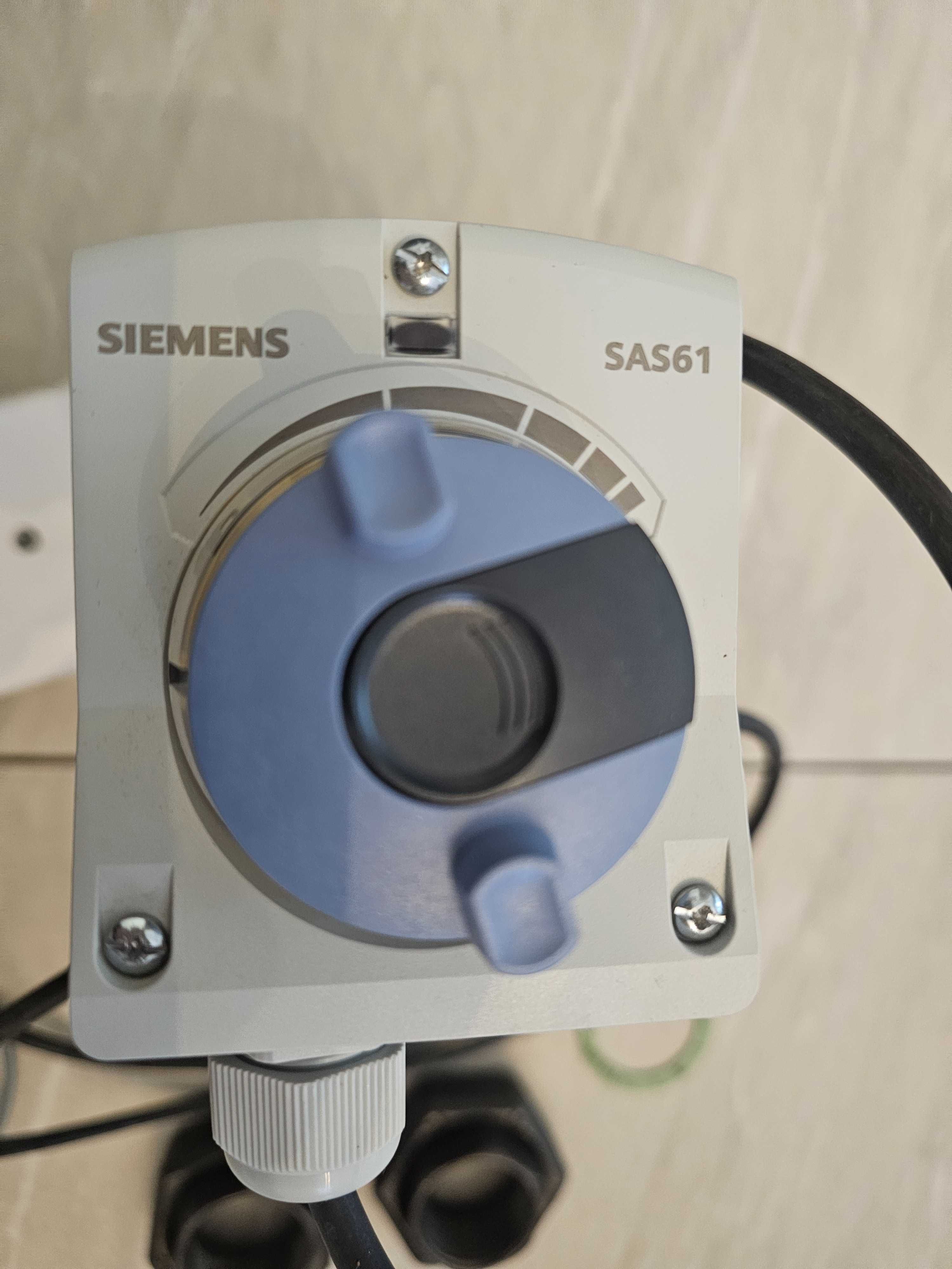 Siłownik Simens SAS61 + zawór trójdrożny