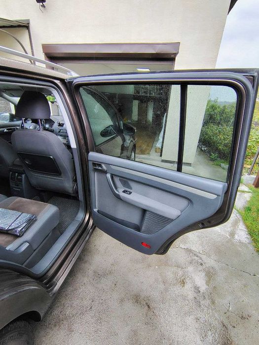 Volkswagen Touran 2011