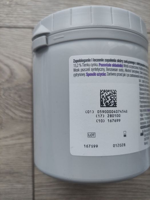 Nowy fabrycznie zapakowany sudocrem 400 g.