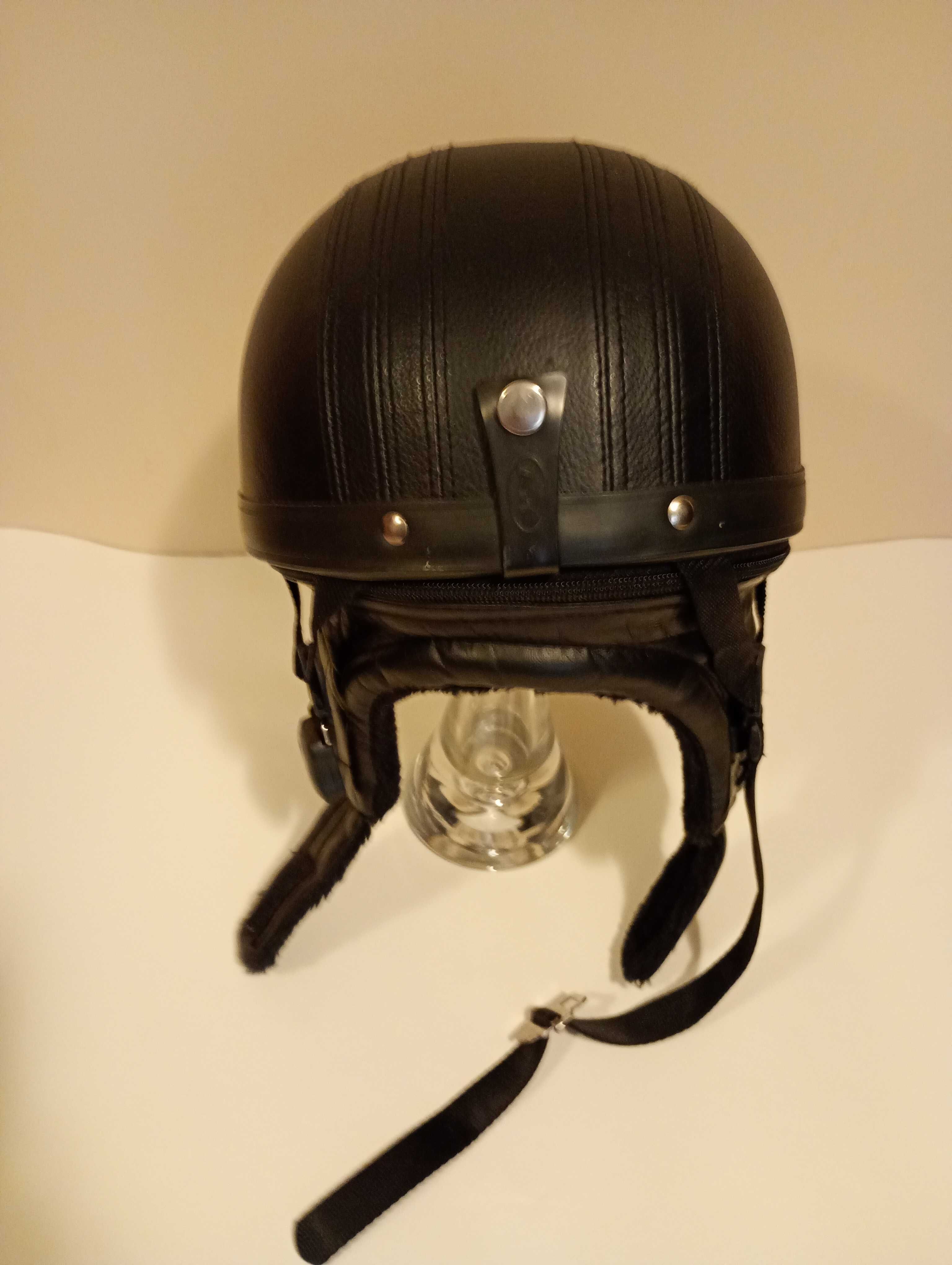 Kask na motor w stylu vintage używany