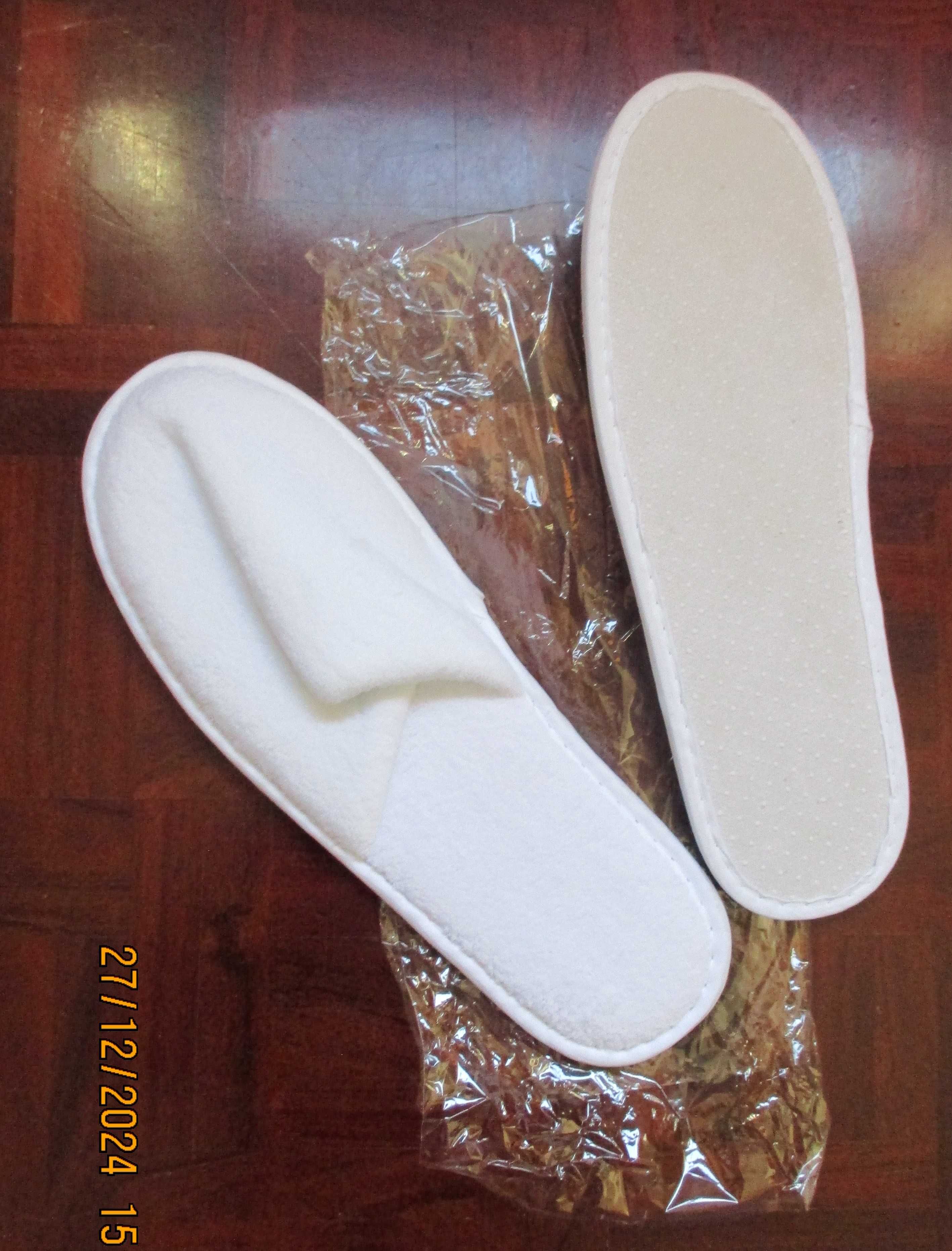 Chinelos de Quarto de Viagem