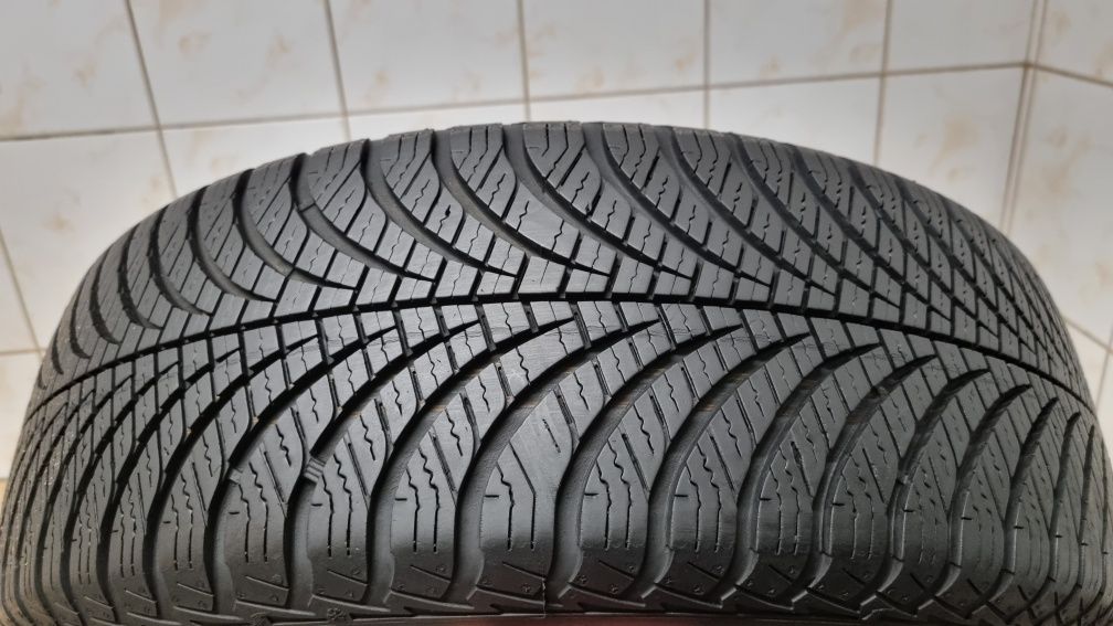 1 opona całoroczna 185/60 R15 88H GoodYear Vector 4Seasons Gen-2