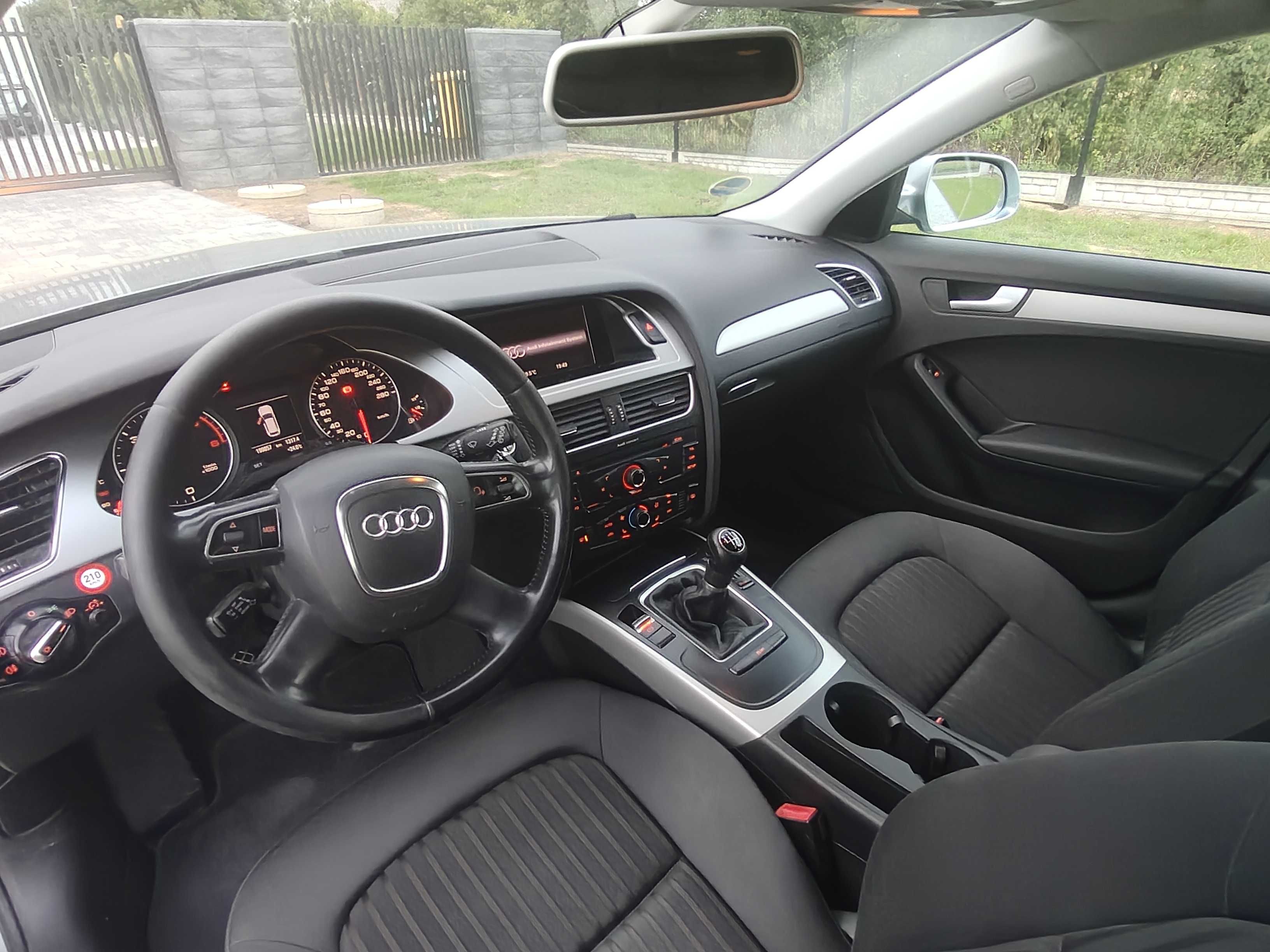AUDI A4 B8 2.0 tdi