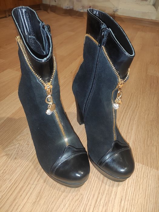 Весняні шкіряні черевики