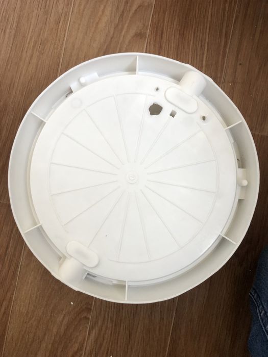 Люстра плафон з лампочкою