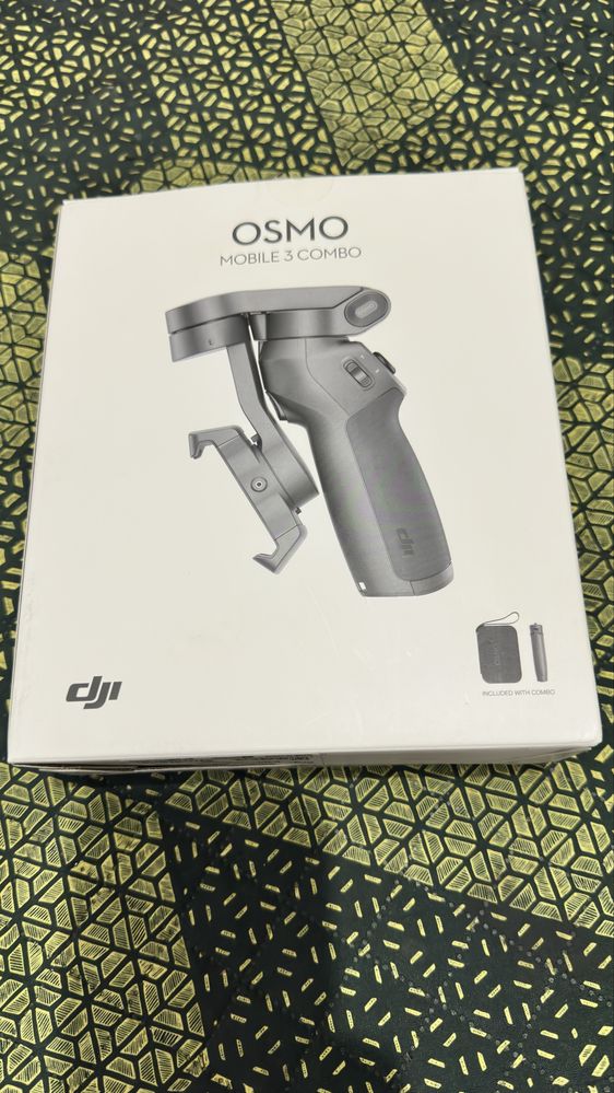 DJI Osmo Mobile 3 Combo