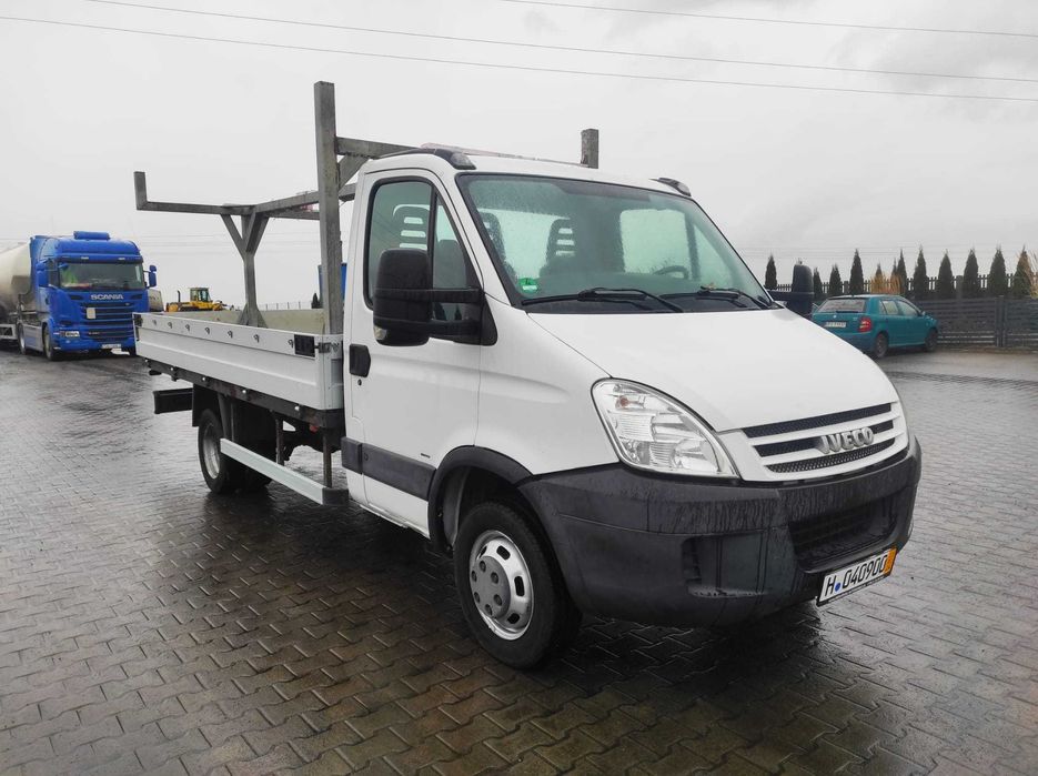 Iveco 45c15 skrzynia długa 4.15 m  3.0  silnik  na bliźniaku do 7.5 t