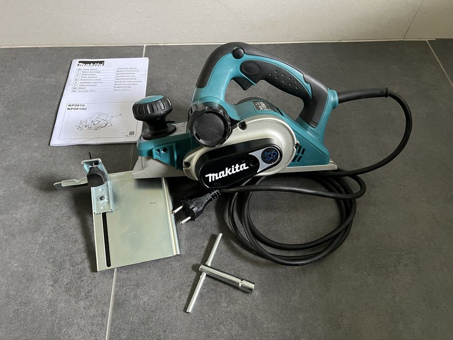 Мережевий рубанок Makita KP 0810C