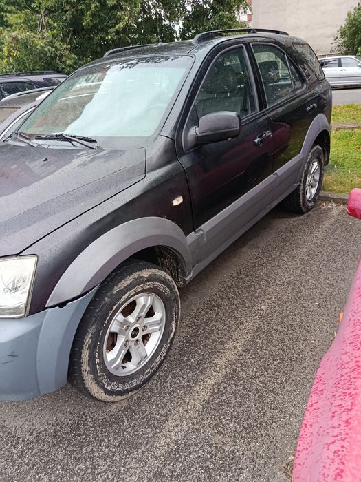 Продам автомобіль KIA SORENTO 2004 рік.