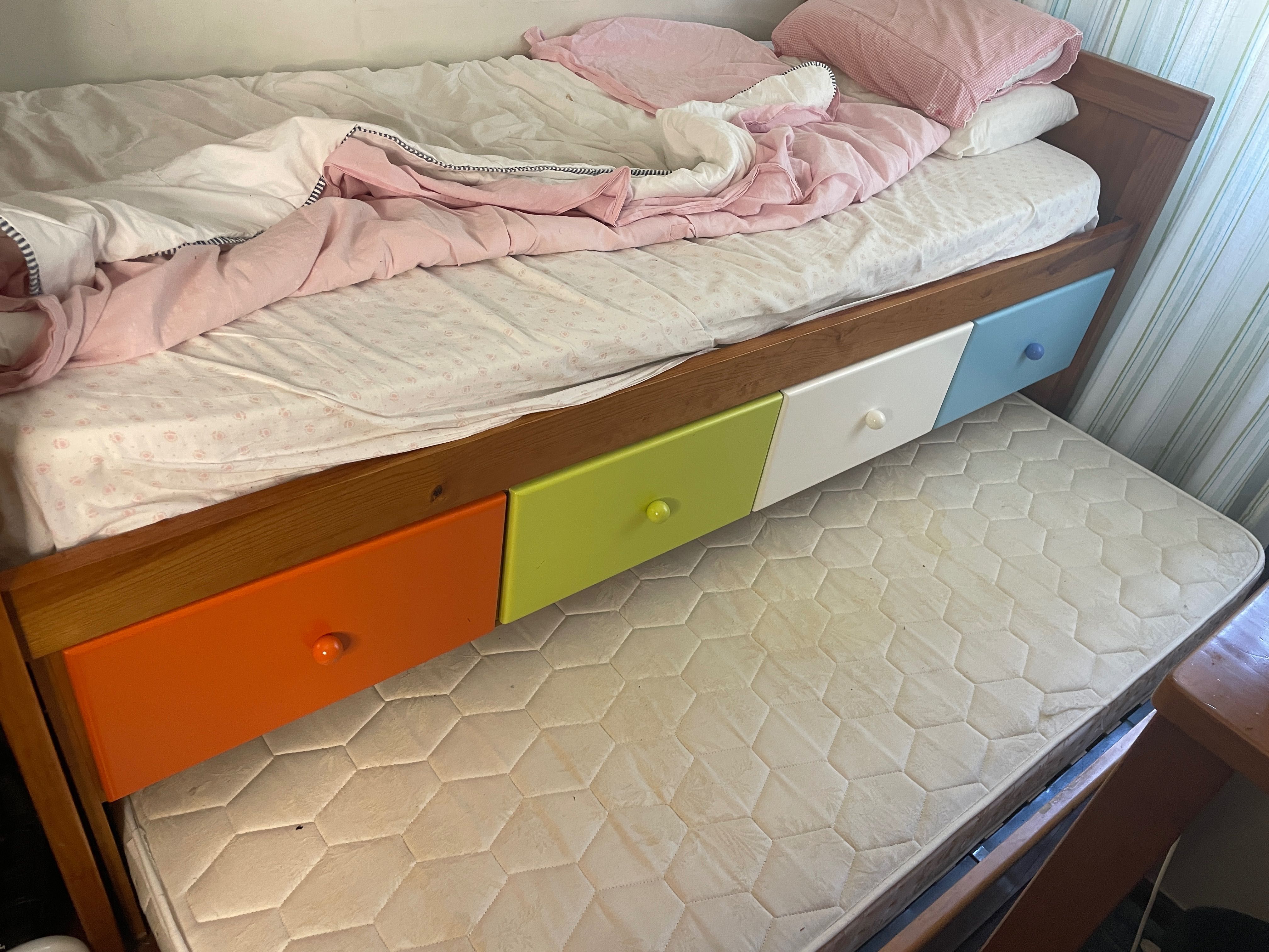 cama individual para 2 pessoas, gaveta com cama(2 colchões incluidos)