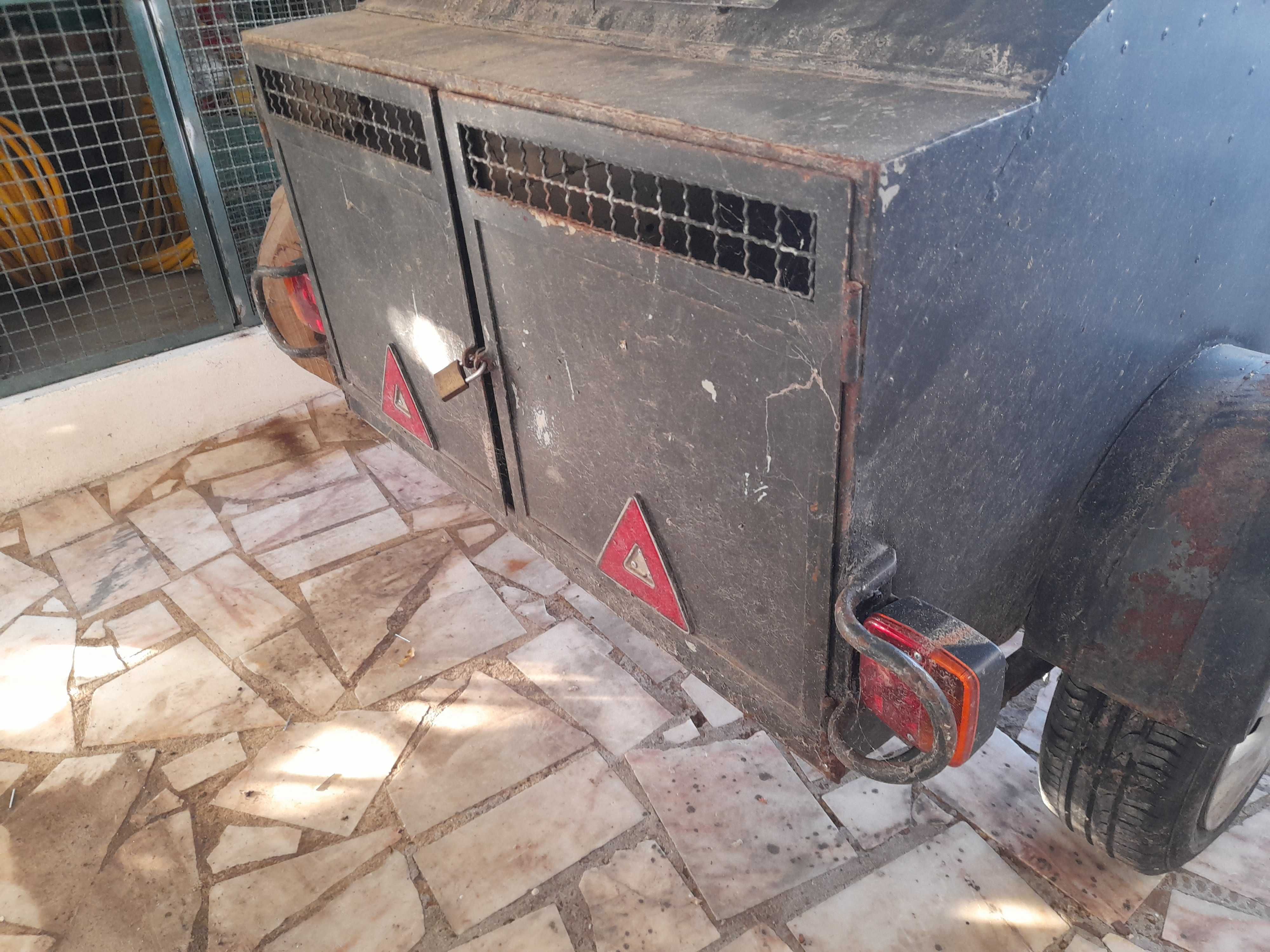 Reboque para cães em excelente estado