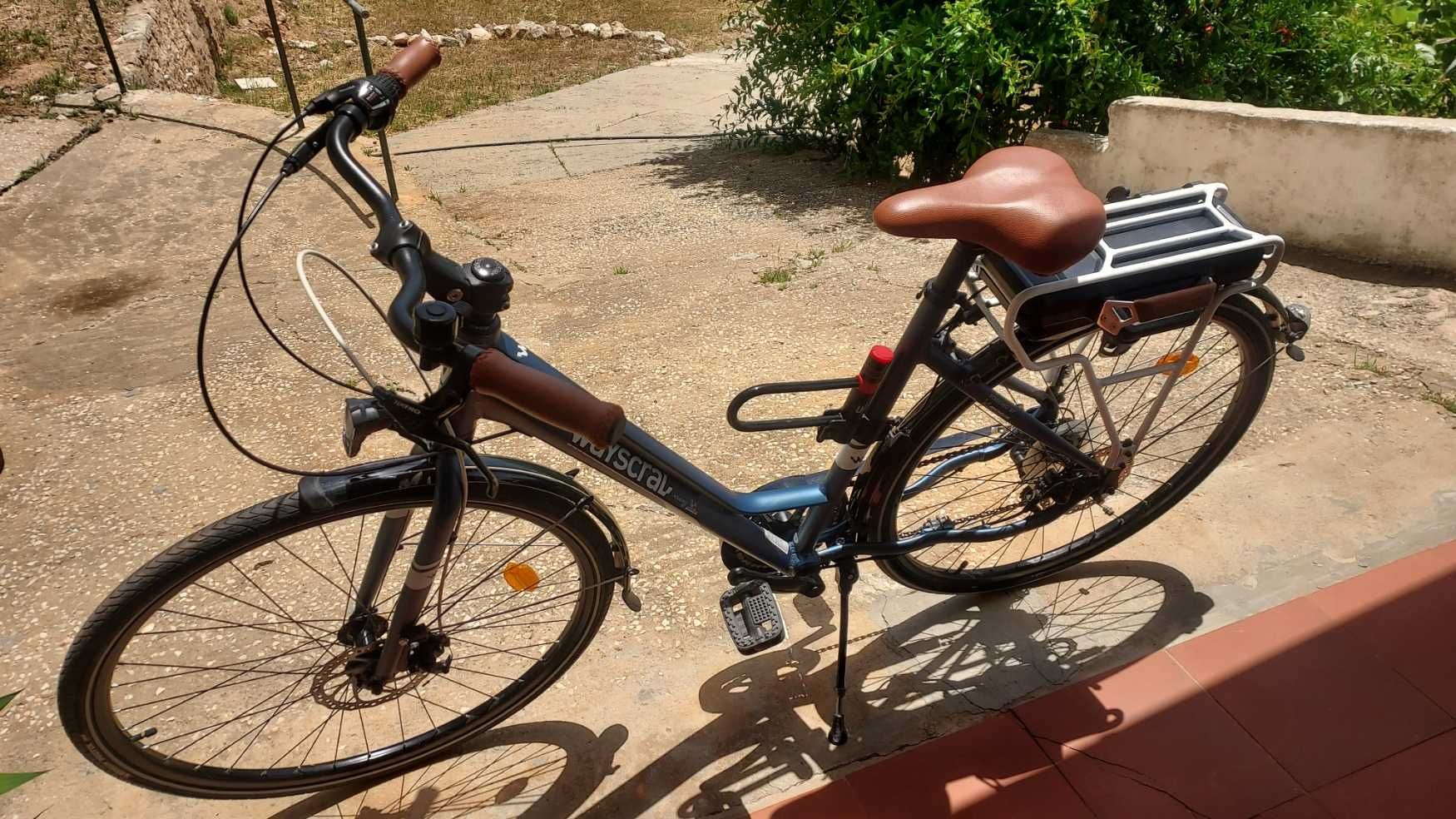 Wayscral Hybrid electric-assist bike powered by Michelin for women