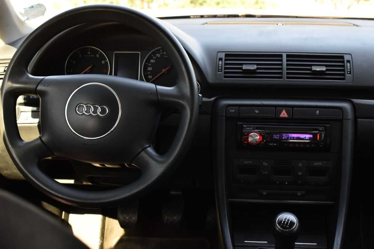 Audi A4 b6 2003р. 1.6 бензин, обмін, [Перший внесок від 20%]