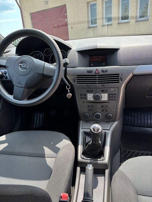 Opel Astra III 1.4 GTC