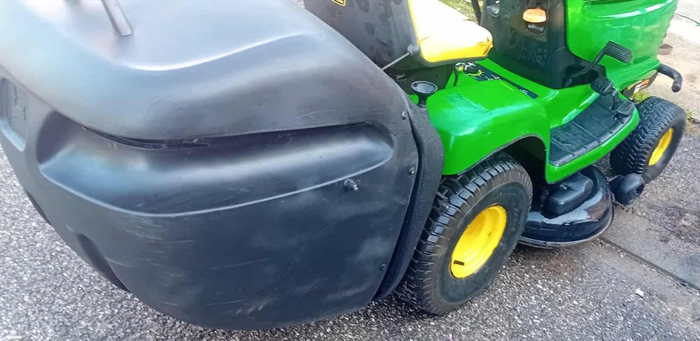 Trator Corta Relva John Deere LTR155  C/15Hp Bicilindrico, Hidrostátic