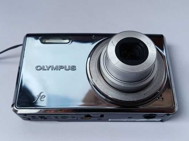Продам фотоаппарат  OLYMPUS fe-4000 12 мегапікселів
