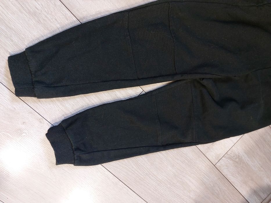 2 x nowe spodnie dresowe - 128 sinsay