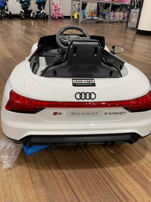 Auto dla dzieci na akumulator Audi E-Tron Sport 4×4 Samochód 12V 7Ah