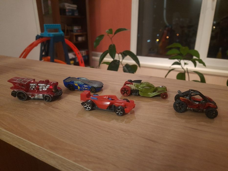 Машинка моделька Hot Wheels 5 шт