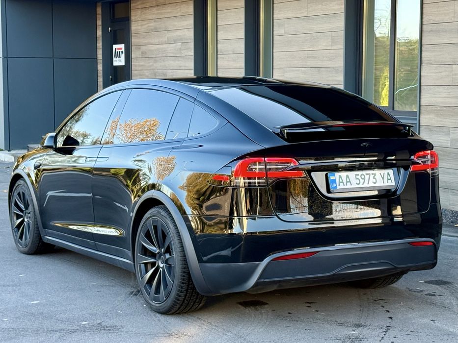 Продам Tesla model X