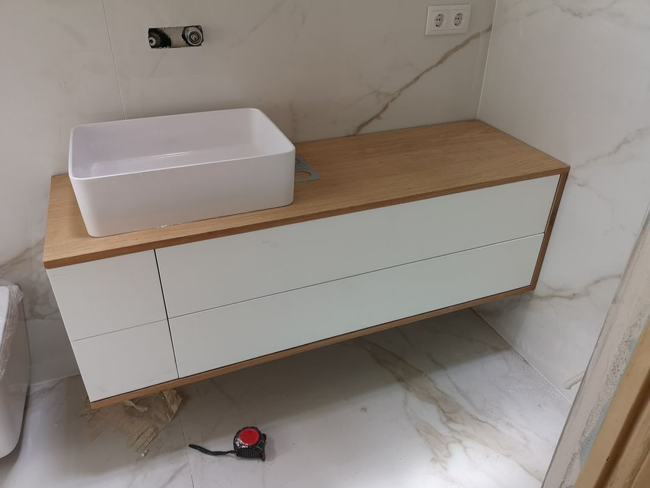 Montador móveis cozinha, casas de banho, roupeiros, sala